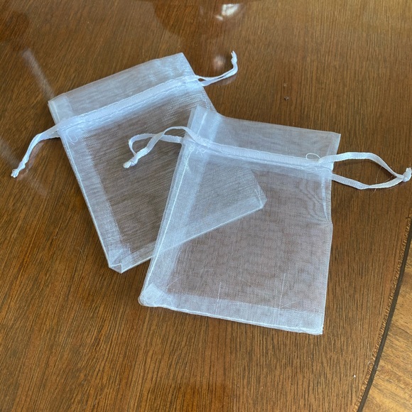 Jeweled Shamrock Belly Button Ring - Picture 2 of 4